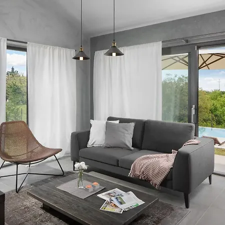 Terra Histria - Boutique Stone House