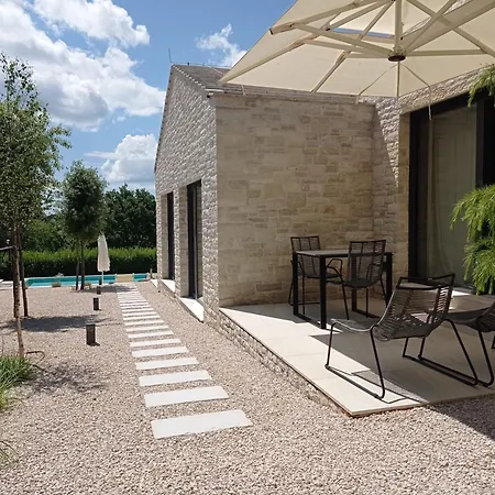 Terra Histria - Boutique Stone House Ferienhaus *